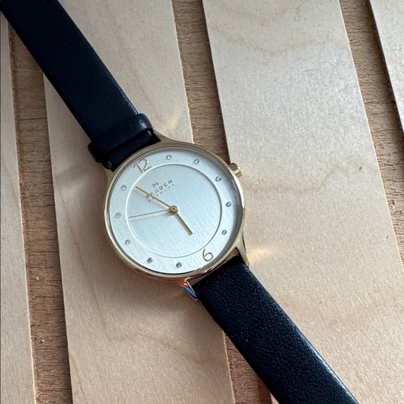 Black and Gold Women’s Skagen Watch - Picture 2 of 3